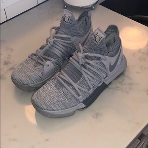 Size 11.5 Kevin Durant’s grey